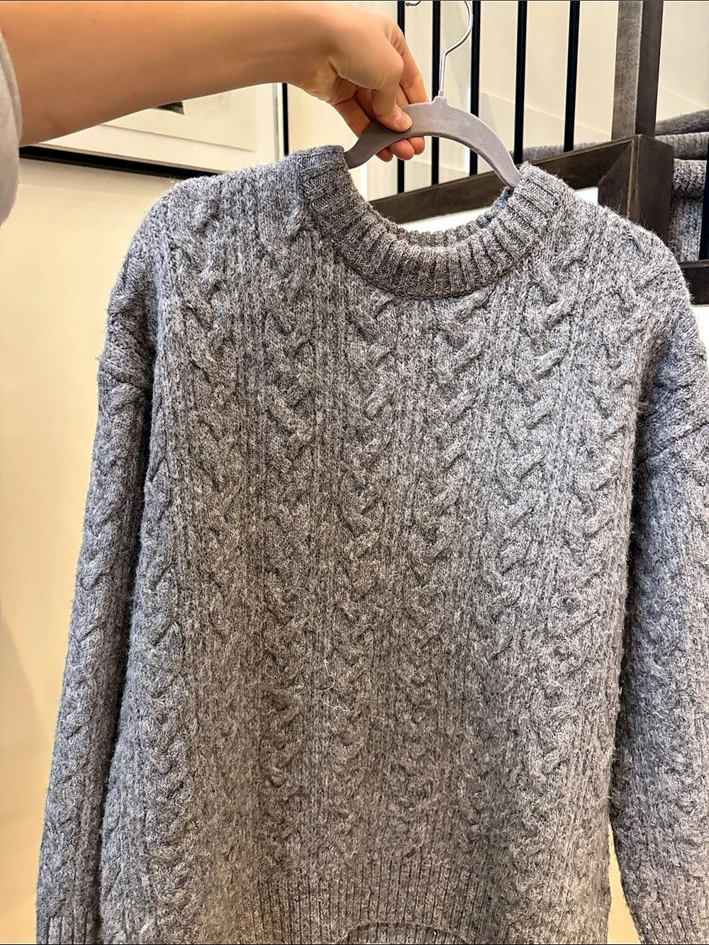 H&M Cable Knit Crewneck Gray Size Medium